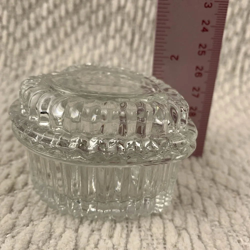 Vintage-Homco Valentine Crystal Heart Shaped Trinket-Jewelry-Ring Box Beautiful!